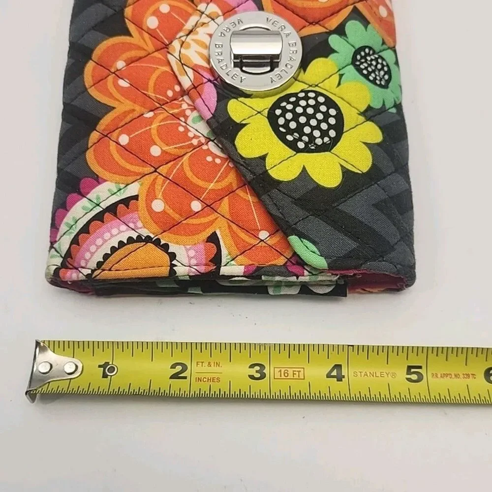 Vera Bradley Wristlet Wallet 6.25"x4.5" Floral Chevron Quilt Turn-Lock Organizer - Picture 13 of 15